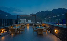 Perfectstayz Premium Heritage Near Neem Beach